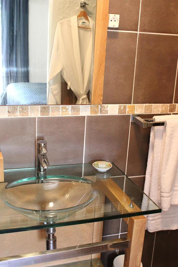 Les Rocailles Bed & Breakfast Lamonzie-Montastruc Dış mekan fotoğraf
